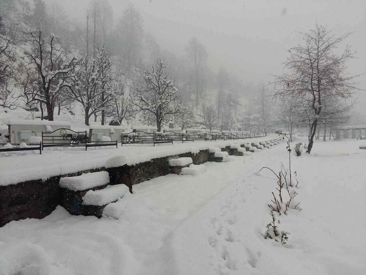 Himalayan Riverside Resort, Manali المظهر الخارجي الصورة